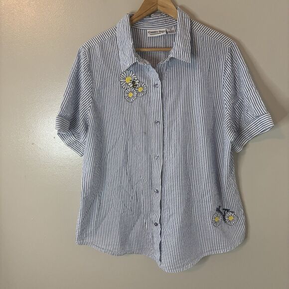 Country Store Seersucker Top Blue Pinstripe Embroidered Daisies Sz 1X - Picture 1 of 7